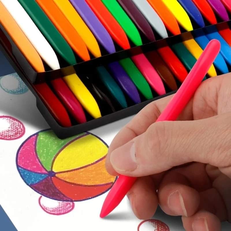 12Pcs Plastic Crayons Set