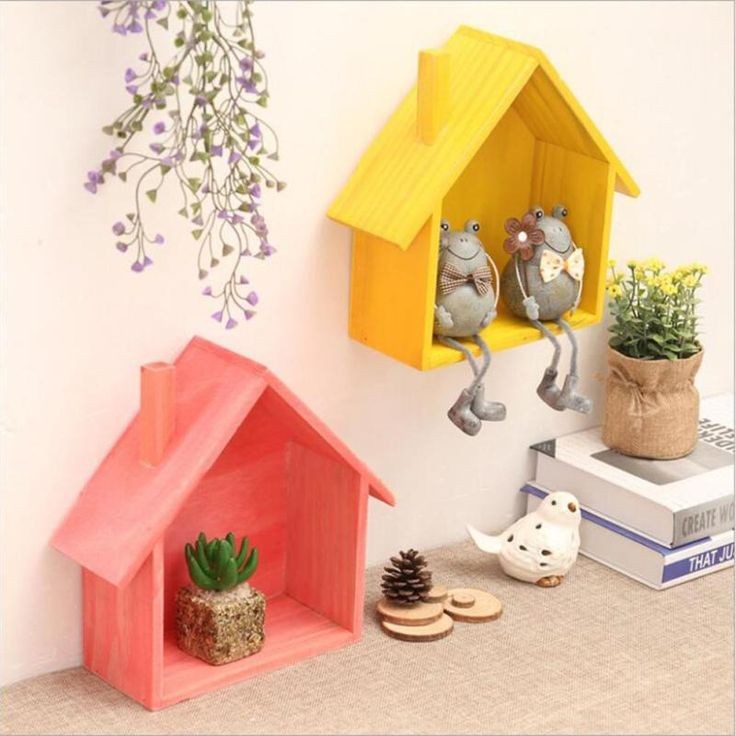 Beautiful wall mounted house organizer